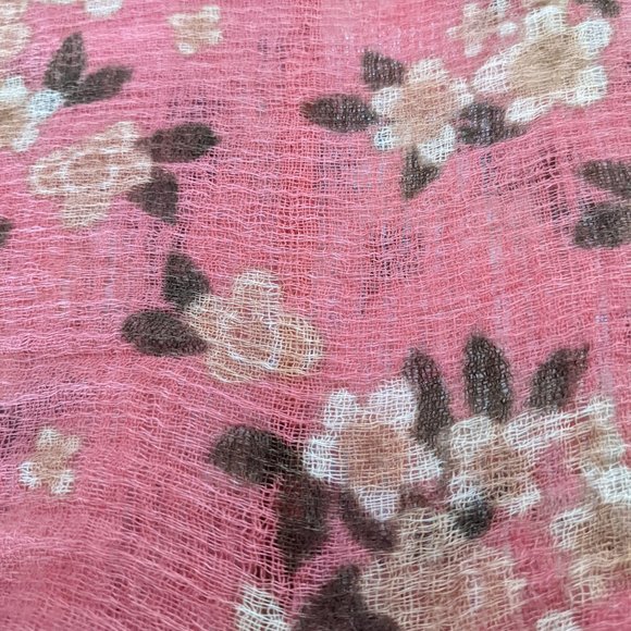 Pair of Scarves - Picture 5 of 6